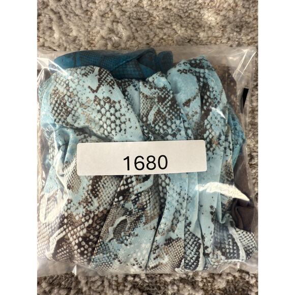 NEW White House Black Market Size M Snakeskin Print Ombre Cutout Back Dress Blue - Picture 9 of 9